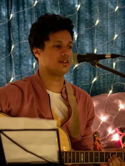 A close up from my house gig. These intimate settings allow for a real connection with everyone in the room.