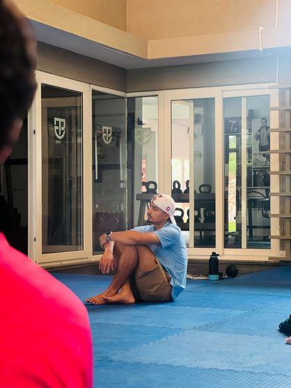 A wellness session on non-verbal communication. Through quizzes and interactive games like the 'Landmine' activity, our athletes learn the importance of clear communication and how much we say without speaking a word.