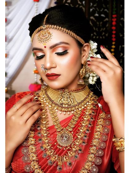 DN Jewellery House - Bridal & Occasion Jewellery Rental Complete South Indian Bridal Sets photo 84