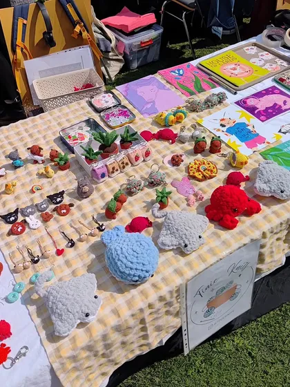 A closer look at my handmade crochet and amigurumi creations. You can see the fluffy stingray plushies, a little red octopus, and other tiny crochet accessories I make. Each one is crafted by hand and brings a bit of soft, quirky fun.