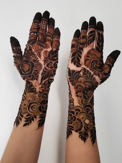 Hajira Mehendi Artist - Mehndi Artist Services Modern & Minimalist Designs photo 80
