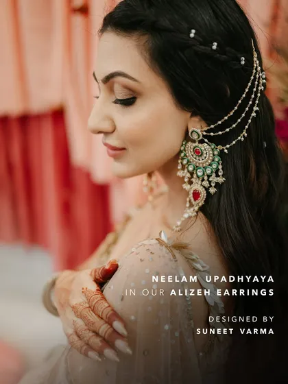 For her Mehendi, we chose the stunning Alizeh Earrings for Neelam. The intricate design and cascading chains added a touch of playful elegance, perfect for the celebratory and vibrant atmosphere of the event.