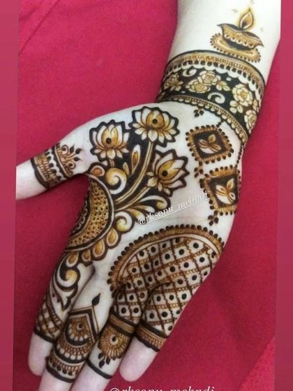 Sonu - Special Occasion Mehndi Traditional & Festive Designs photo 66