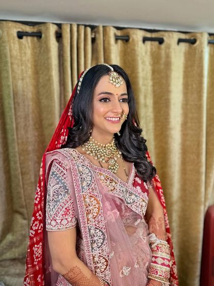 Flowing Waves & Curls photo 134