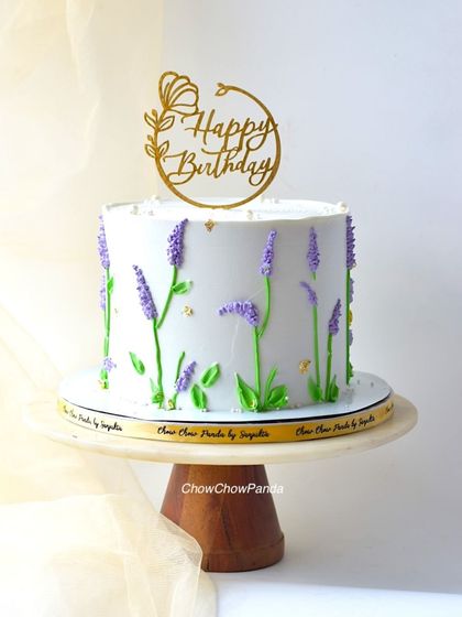 A full shot of the minimalist lavender cake, a design that is both simple and special.