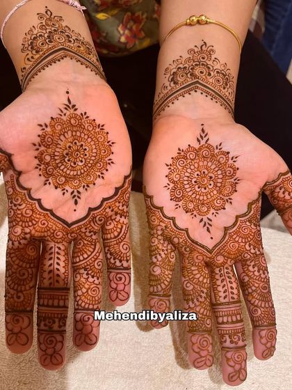 Elegant Designs for Parties & Guests photo 30