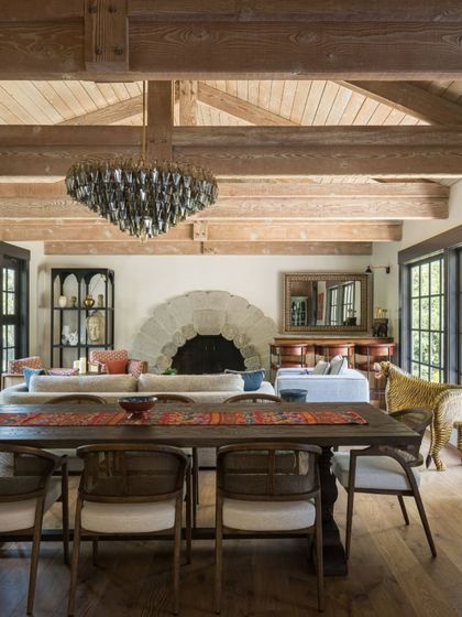 Full-Scale Transformations: International Residences photo 33