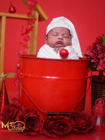 The full setup, with festive elements like a miniature Christmas tree and lantern. This theme can be adapted for any celebration.