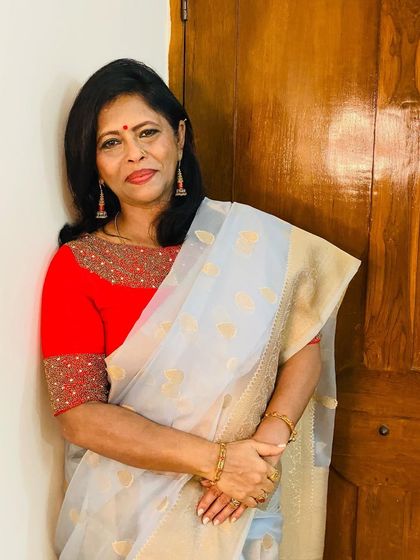 Mansi by Sudha Kumar - Curated Ethnic Apparel & Accessories Light & Breezy Drapes photo 4