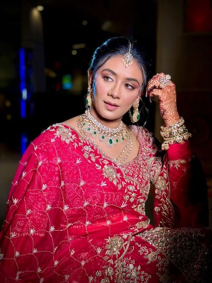 Traditional Bridal Looks photo 27