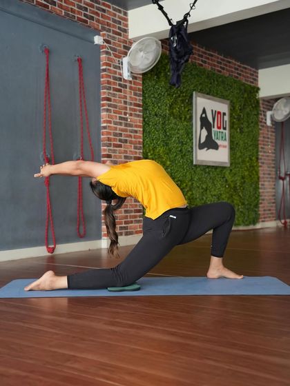 Shashi Prabha Dwivedi - In-Studio Group Yoga for Adults (All Levels) Advanced Asanas & Flows: My Personal Practice photo 10