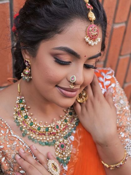 Rentingstoli - Personal Jewellery Styling Reception, Sangeet & Lehenga Styles photo 39