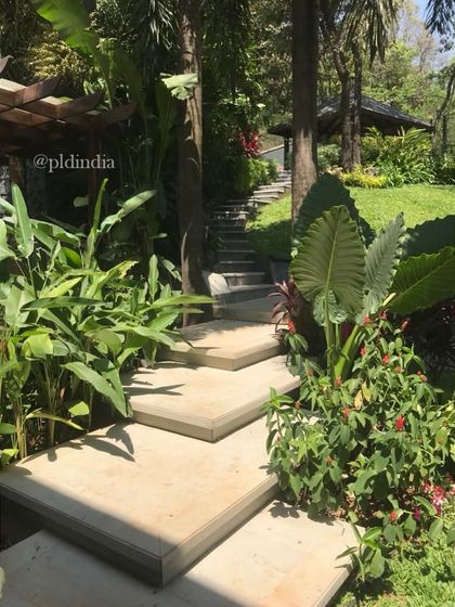 Entrances, Pathways & Driveways photo 7