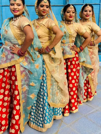 Our team of folk artists ready to perform. We believe that having clear goals and a great team is the key to success in every event we do.