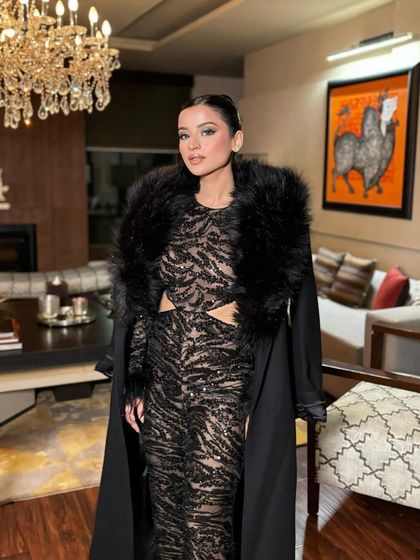 One more look at this show-stopping party outfit and makeup. It's a perfect example of how makeup can elevate your entire look.
