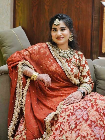 A relaxed portrait of my client, her makeup looking fresh and natural.