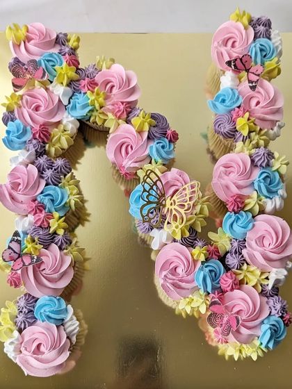 Interactive & Specialty Cakes photo 4