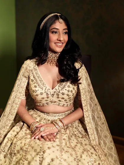 For Pooja's pheras, we created a luxe, neutral look that was edgy and statement-making. Her glowing skin and defined eyes paired beautifully with her Anita Dongre outfit.