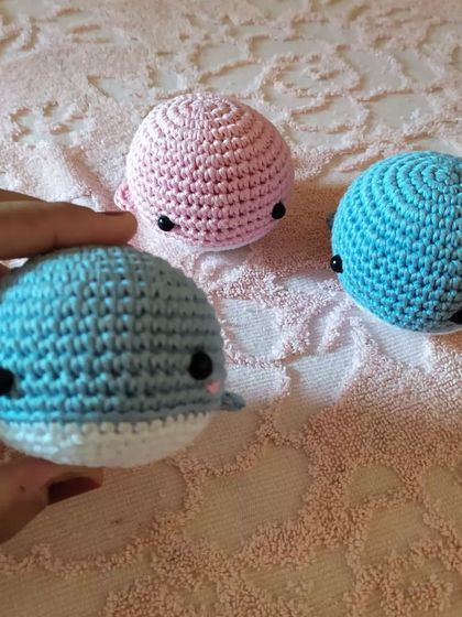 Here are the whale buddies, made to order. This one in the front has a light blue top and a white belly, showing the two-tone design I can make.