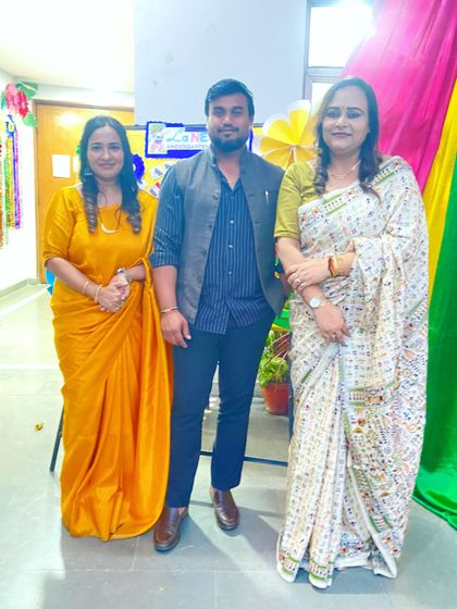 With the event organizers at LA NEENOS LAND after a successful children's event I choreographed.