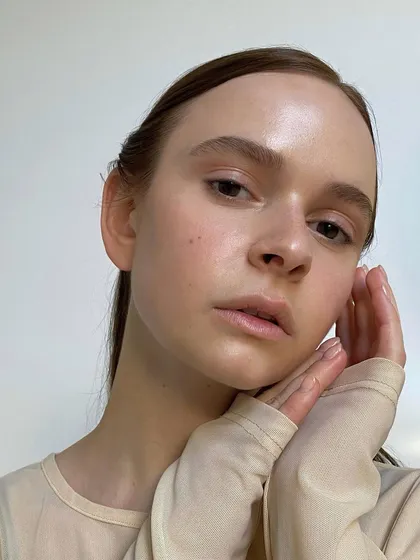 This look combines a gentle makeup application by me and a beautiful brow shaping by Polina, showing how great brows are the foundation of any look.