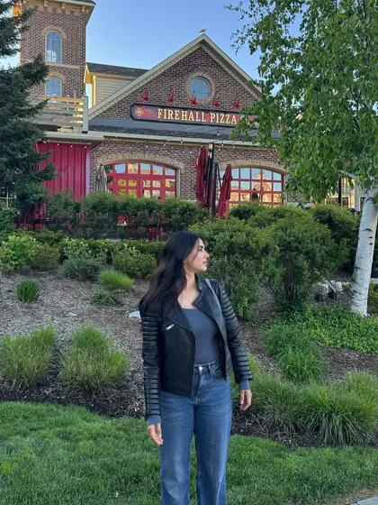 Another angle from the Blue Mountain trip, showing the outfit and the charming Firehall Pizza Co. building from a distance.