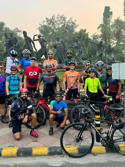 A colorful mix of riders and kits at our mid-week spin. Our goal is your success.