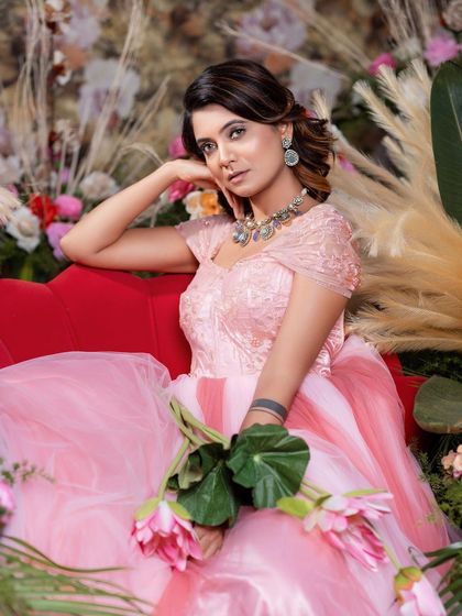 Anthariya Rentals - Gown & Contemporary Wear Rental Elegant Ball Gowns & Saree Gowns photo 4