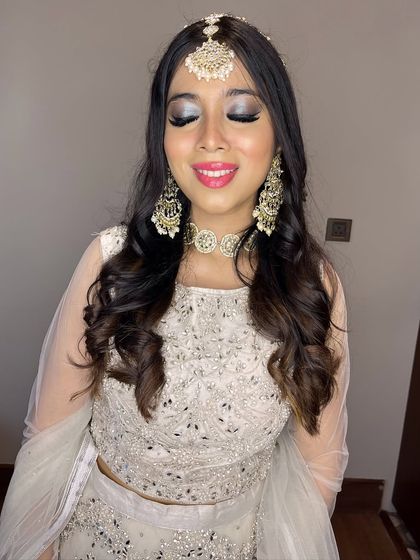 Glamorous Party & Reception Looks photo 52