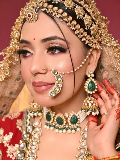 Manveen Kaur - Advanced Pro Makeup Course Student Portfolios: Bridal & Glam Looks photo 40