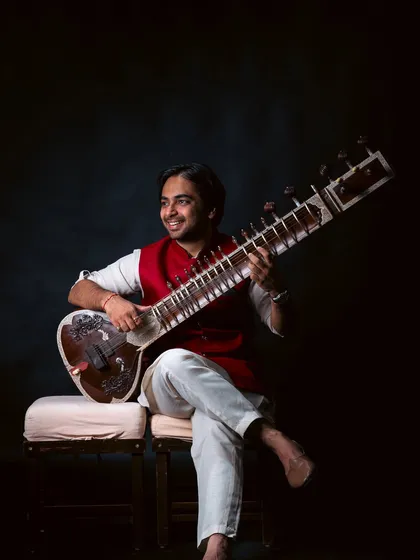 A quiet moment with my sitar. For me, playing is a source of immense joy and peace, and this is the feeling I hope to share with all my students, whether they are picking up the instrument for the first time or are advanced learners.