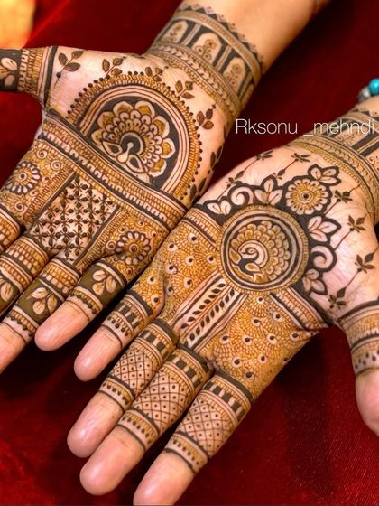 Sonu - Bridal & Wedding Mehndi Intricate Bridal Designs photo 9