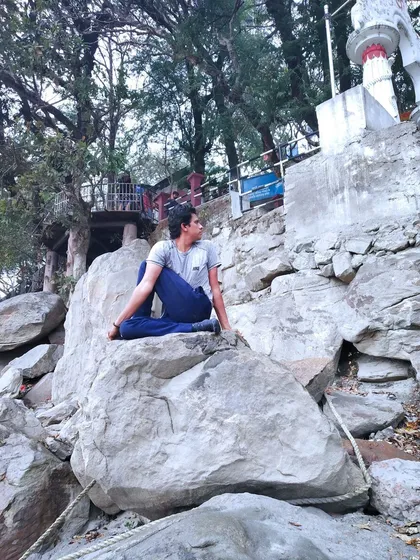 Ardha Matsyendrasana, the Half Lord of the Fishes Pose, is a seated spinal twist that energizes the spine and stimulates the digestive organs. Practicing on the uneven surface of these rocks adds an element of grounding and connection to the earth.