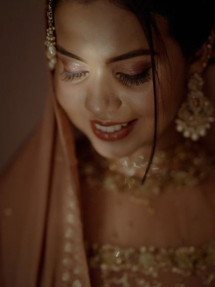 Snaptraits - Fashion & Portrait Photography Bridal Portraits: Grace & Radiance photo 56