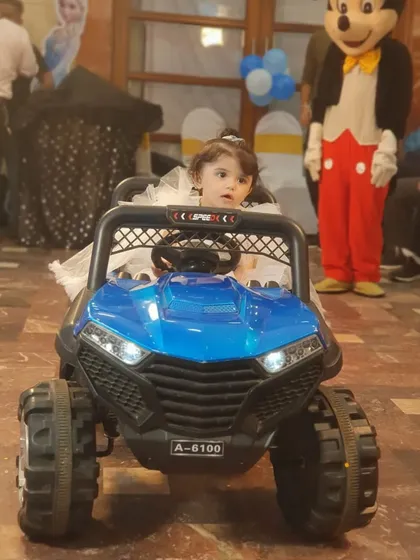 Make the birthday child feel special with a grand entrance. I offer this battery-powered jeep rental so the star of the party can drive into their celebration in style.