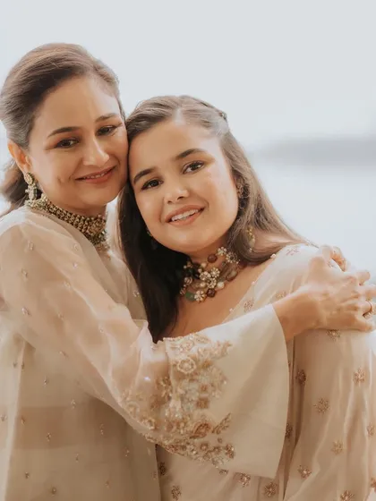 Some bonds don't need words. It's an honor to be part of these quiet, beautiful moments between a mother and daughter. The real glow always comes from the love they share.