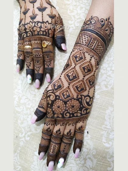 Sonu - Special Occasion Mehndi Traditional & Festive Designs photo 25