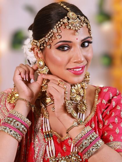 Timeless Bridal Looks photo 80