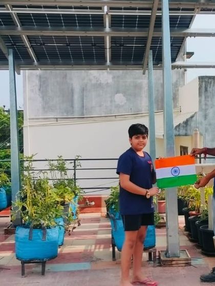 SolarSquare - Residential & Community Rooftop Solar Solutions Our Happy Customers: Homes & Families photo 175