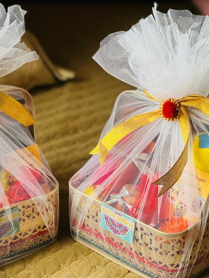 Gift Hamper - Personalized Gift Hampers Rakhi Celebrations photo 140