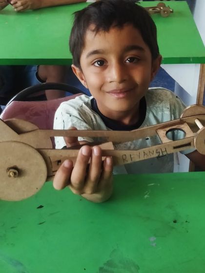 Little Wings Innovation Labs - Engineering & Maker Workshops Mechanical Marvels photo 7