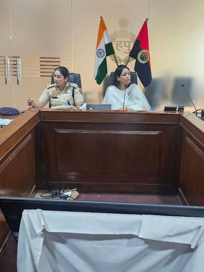 A closer view of the interactive session with Gurugram police. Open discussion and clarifying doubts are key to ensuring these laws are implemented effectively on the ground.