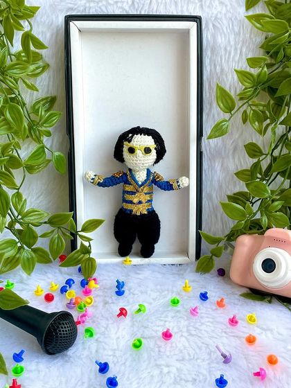 The King of Bollywood, Shah Rukh Khan! This was a replica of his look from the movie 'Happy New Year'. It was a fun challenge to recreate the iconic blue and gold jacket.