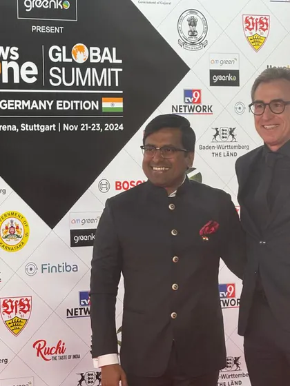 Another shot from the red carpet at the Global Summit in Stuttgart. These events are crucial for building the network needed to support our players' international careers.