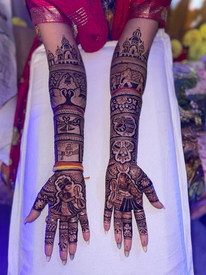 Lucky Mehndi Artist - Bridal Mehndi Full Bridal Mehndi (Hands & Arms) photo 4