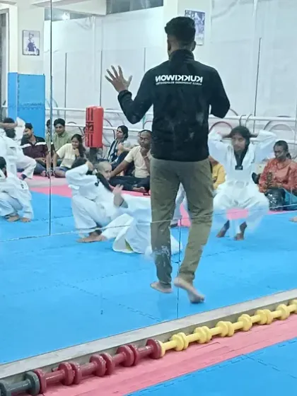 CTA Taekwondo & Fitness Clubs - Taekwondo for Kids & Teenagers Core Training: Discipline, Forms & Fitness photo 200