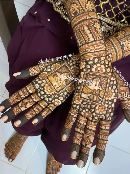 Intricate Bridal Hand Designs photo 17