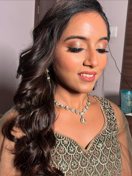 Glamorous Sangeet, Engagement & Reception Looks photo 50