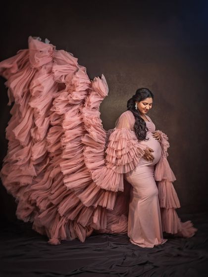 Studio Maternity: Gowns, Glamour & Boho photo 5