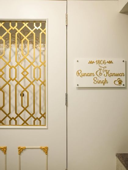 Entryways & Custom Doors: First Impressions photo 12